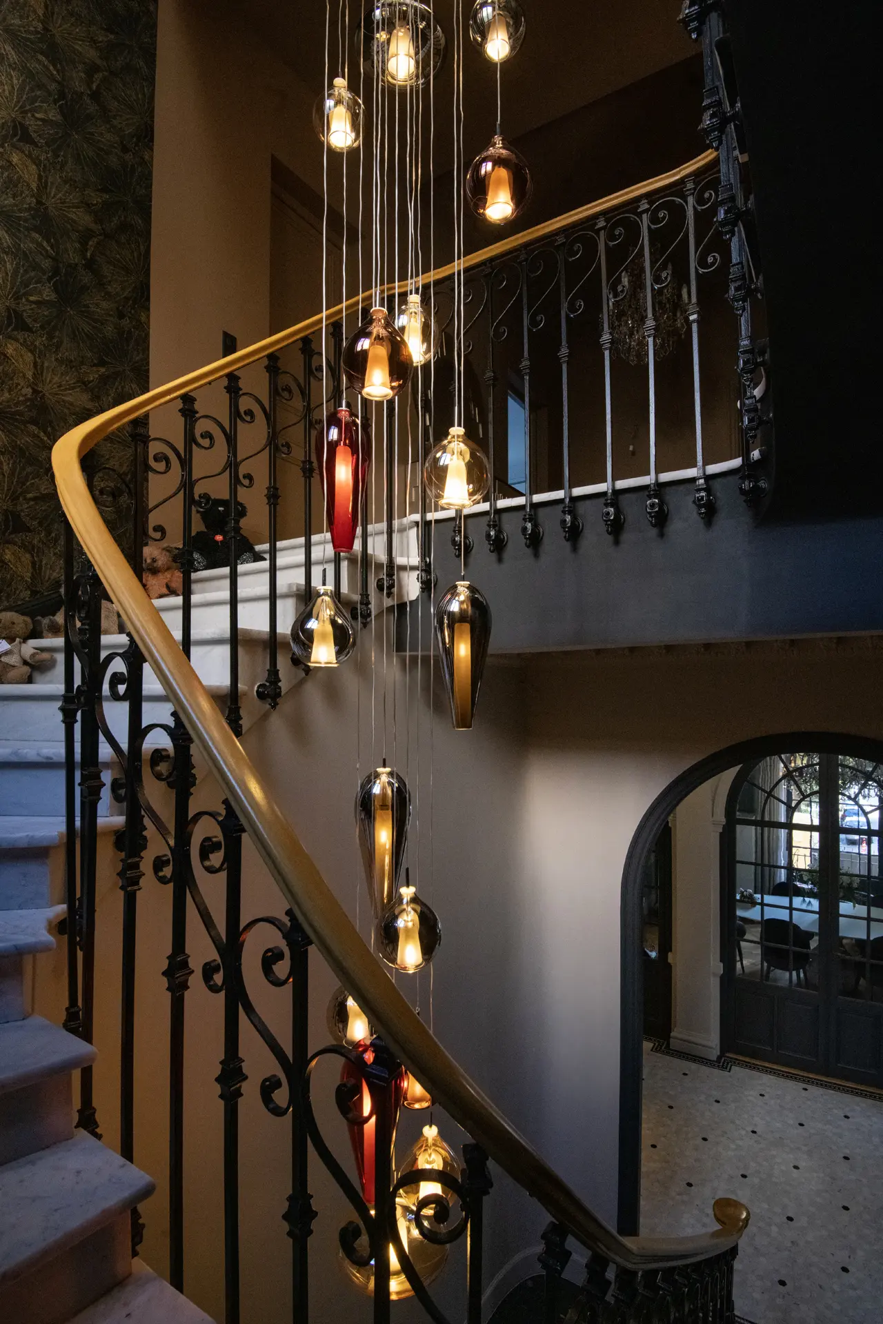suspension XXL, plafond haut 4metre