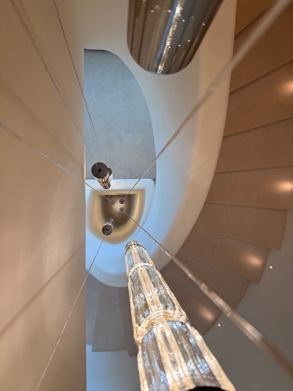 suspension pour cage d'escalier
