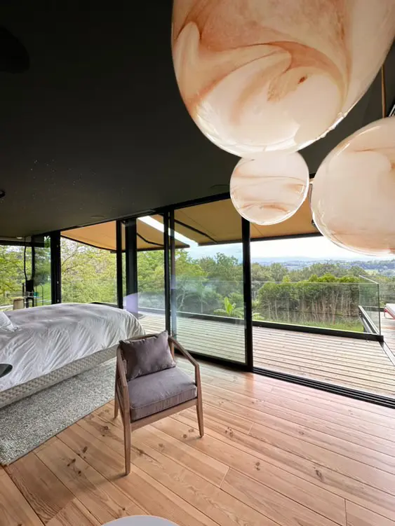 suspension en verre pour chambre