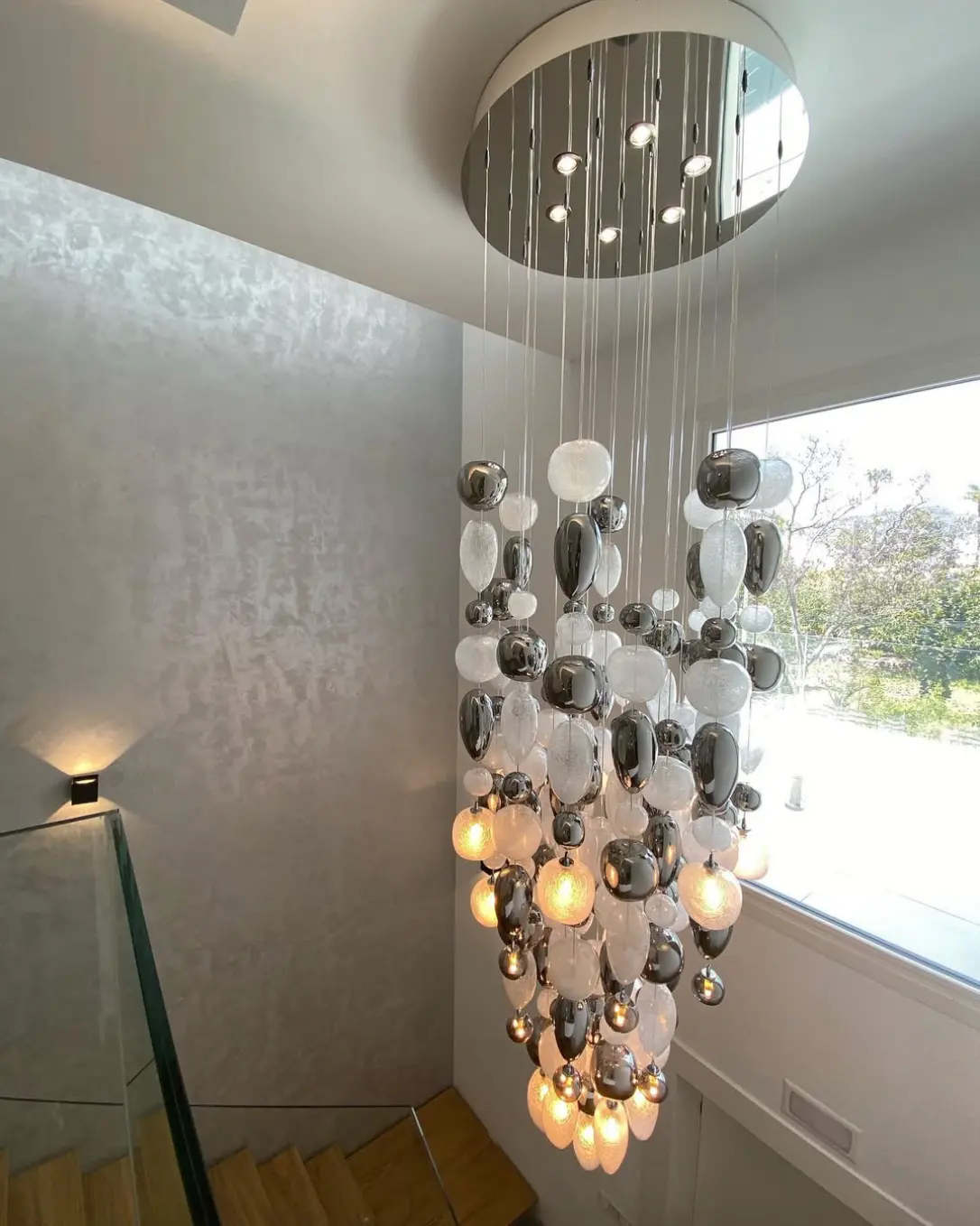 grand lustre en verre moderne