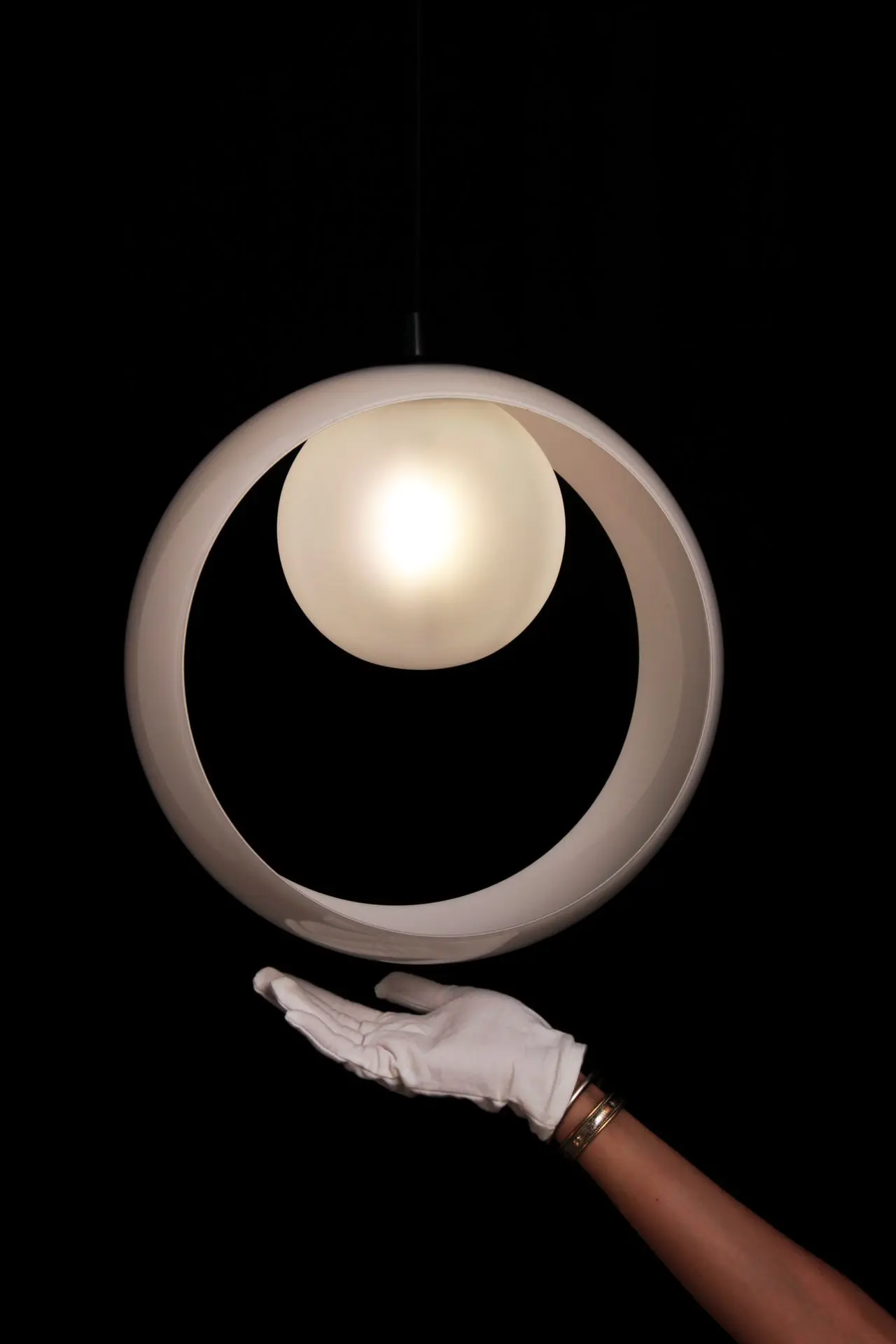 suspension circulaire en verre
