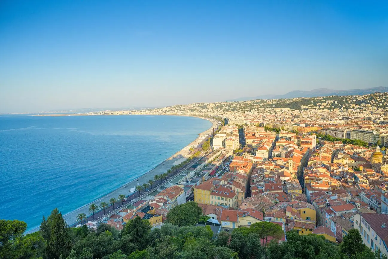 luminaires faits à Nice