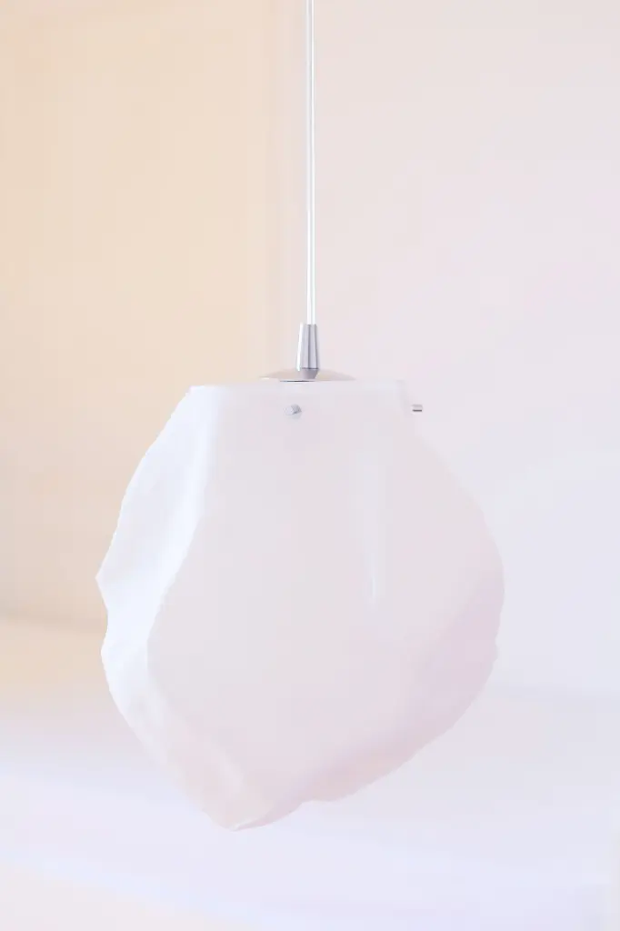 250 Quartz BL Blanc Zoom Off.webp